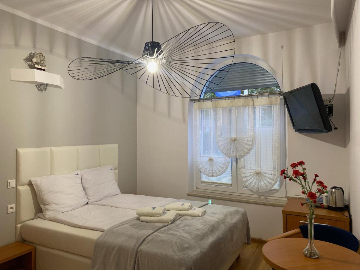 Al Mare-Villa Z Klimatyzacja Ustronie Morskie Buitenkant foto